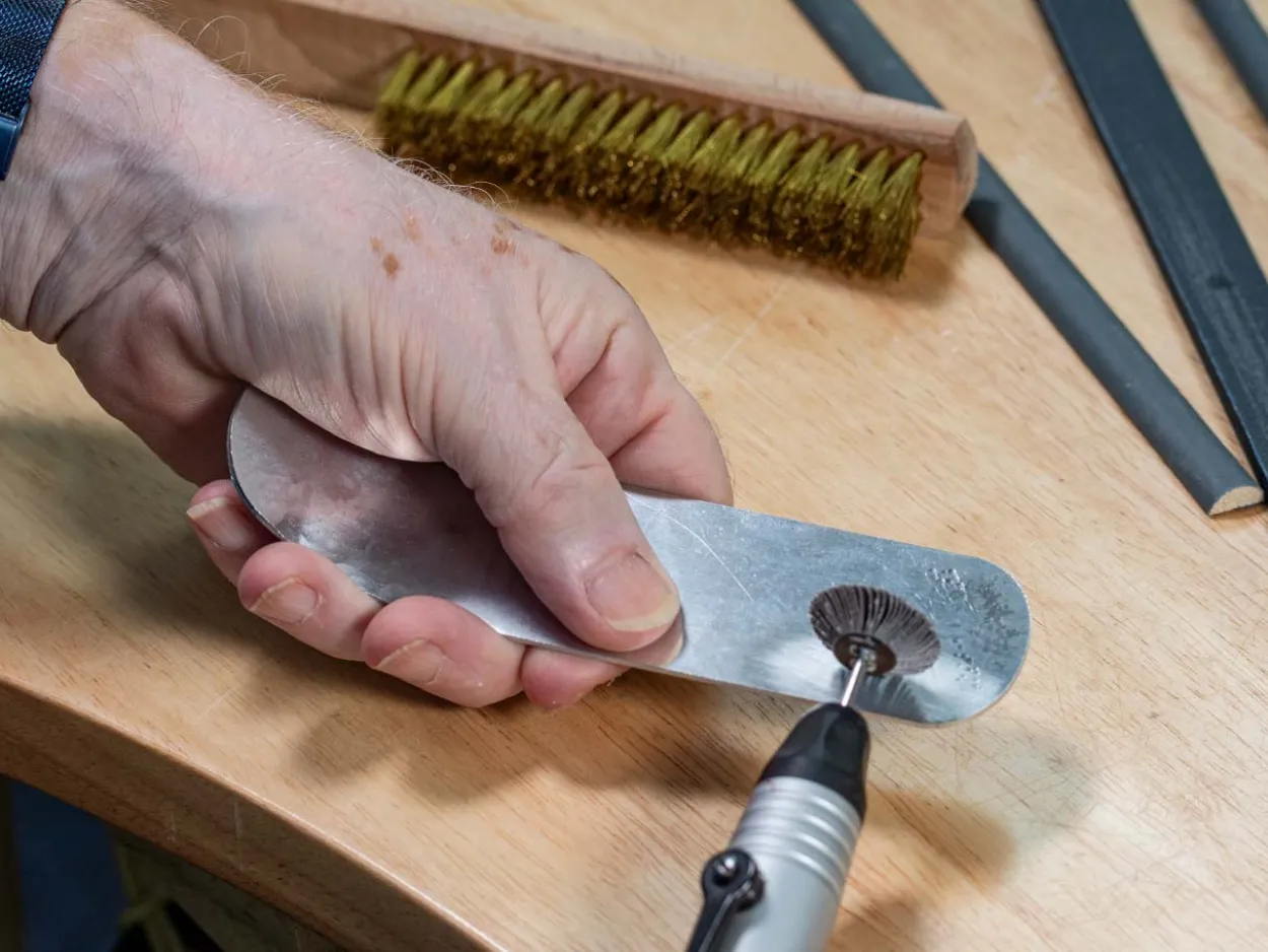 Bench Essentials By Cooksongold Emery Flap Wheel, Knife Edge 100 Grit