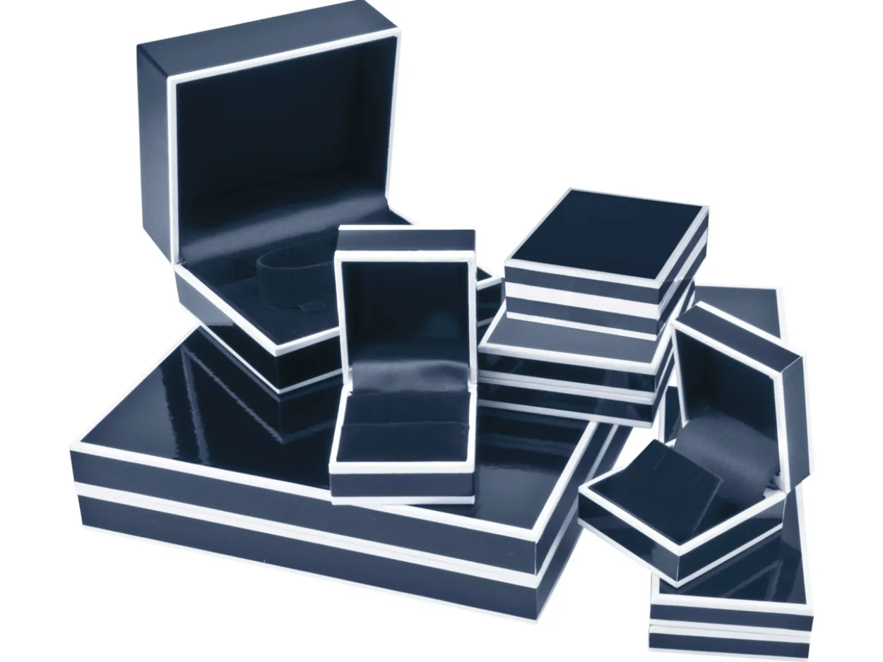 Black Monochrome Collarette Box