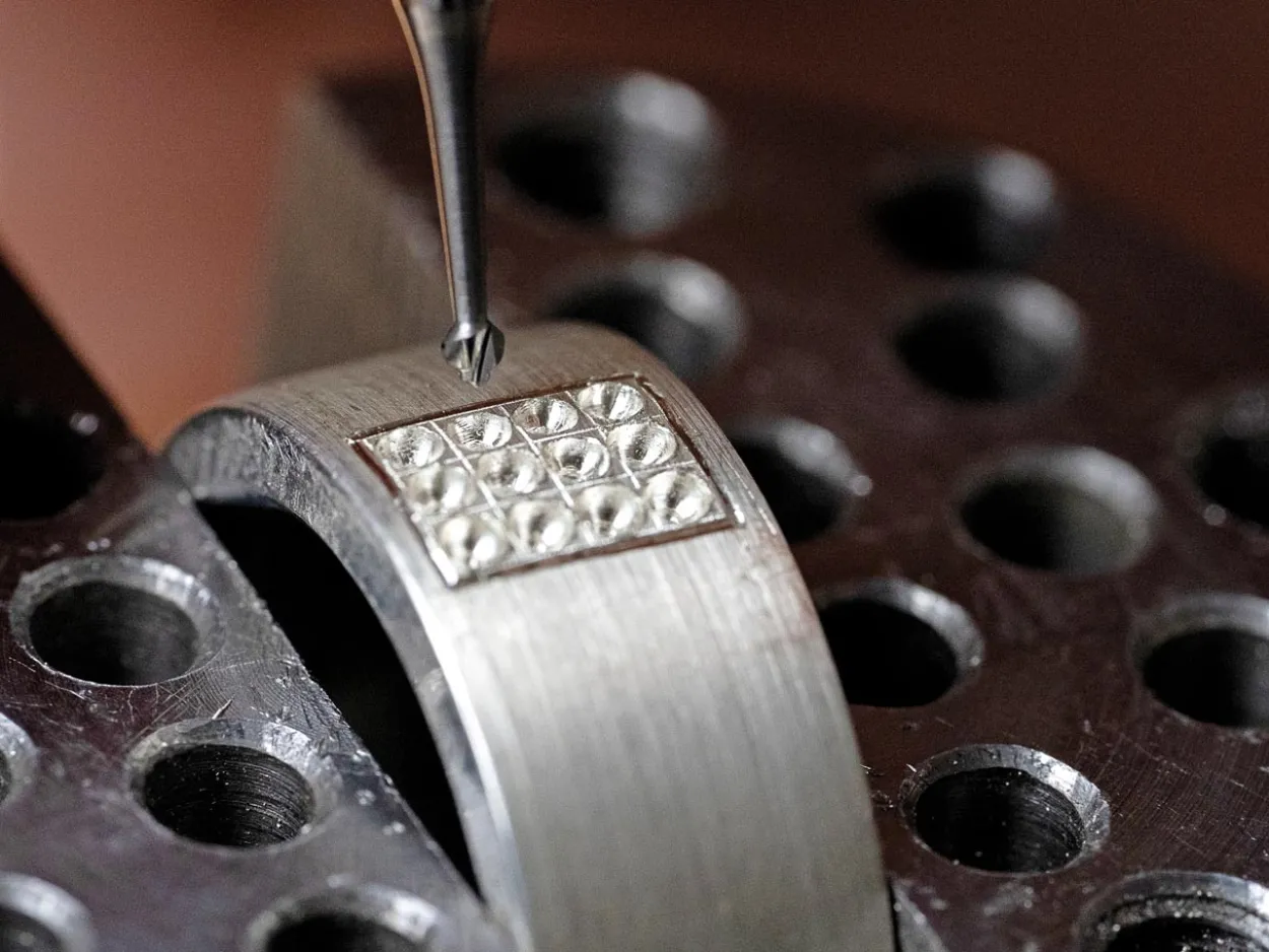 Busch Carbide Pavé Cut 447au Burr 1.5mm