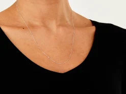 9ct White Gold 0.5mm Diamond Cut Curb Chain 20