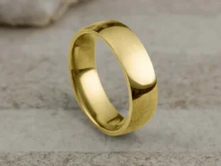 18ct Yellow Gold Court Wedding Ring 6.0mm, Size S, 4.47g Super Lightweight, Laser Hallmarked, Wall Thickness 2.0mm, 100% Recycled Gold
