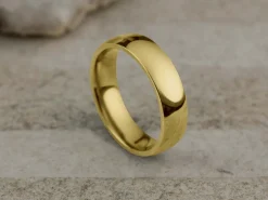 18ct Yellow Gold Court Wedding Ring 5.0mm, Size W, 3.80g Super Lightweight, Laser Hallmarked, Wall Thickness 1.8mm, 100% Recycled Gold