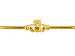 10ct Yellow Gold Flat Ring Df8382 1.30mm Embossed Gents Claddagh Ring, 100% Recycled Gold
