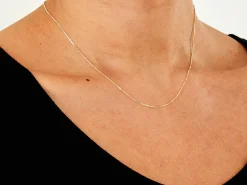 9ct Yellow Gold 0.8mm Diamond Cut Curb Chain 16