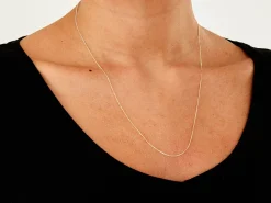 9ct Yellow Gold 0.7mm Diamond Cut Curb Chain 20