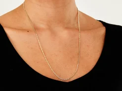 9ct Yellow Gold 1.8mm Diamond Cut Curb Chain 22