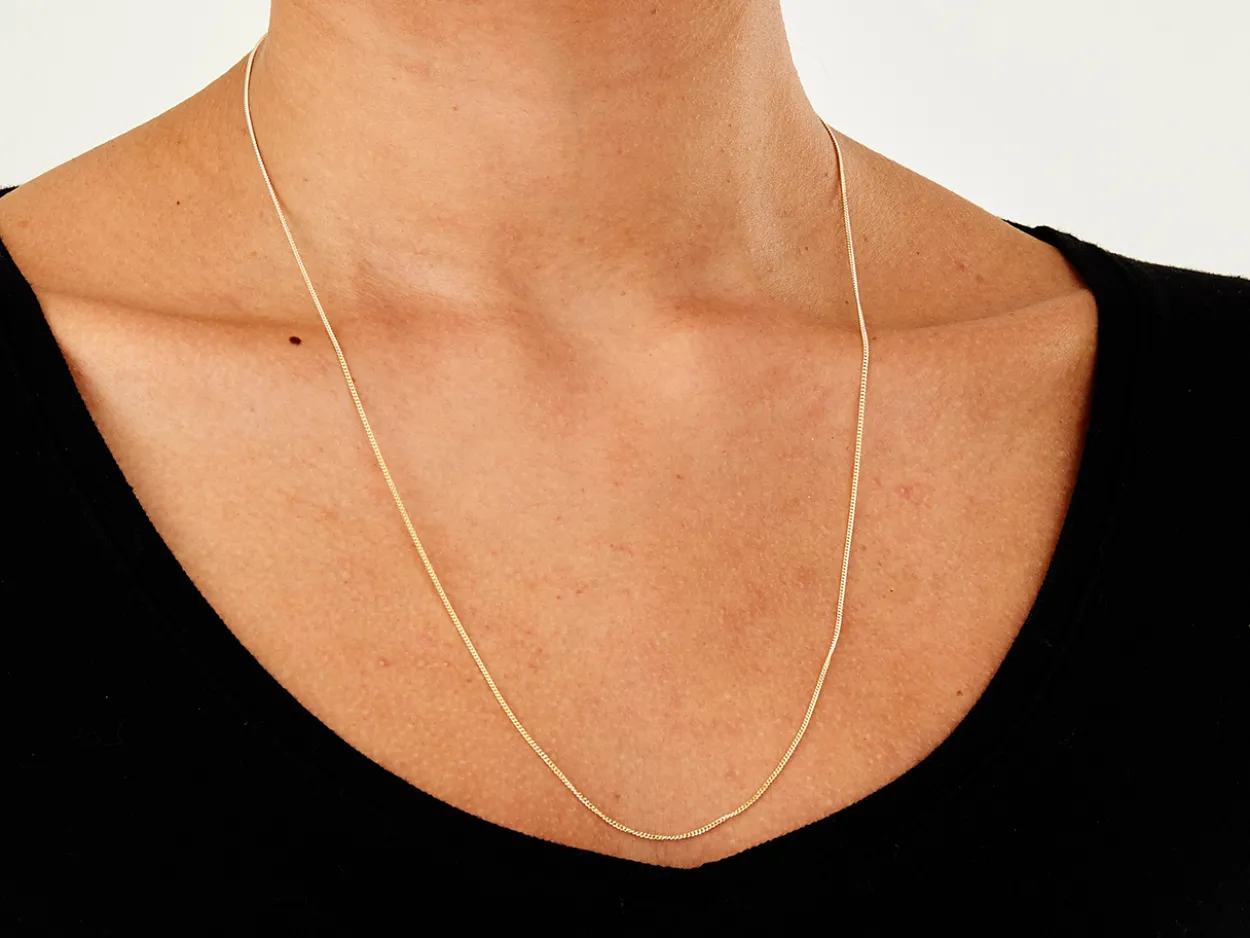 9ct Yellow Gold 0.8mm Diamond Cut Curb Chain 22"/55cm Heavy Hallmarked