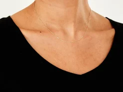 9ct Yellow Gold 0.8mm Diamond Cut Oval Belcher Chain 16