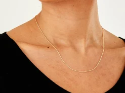 9ct Yellow Gold 1.0mm Round Spiga Chain 18