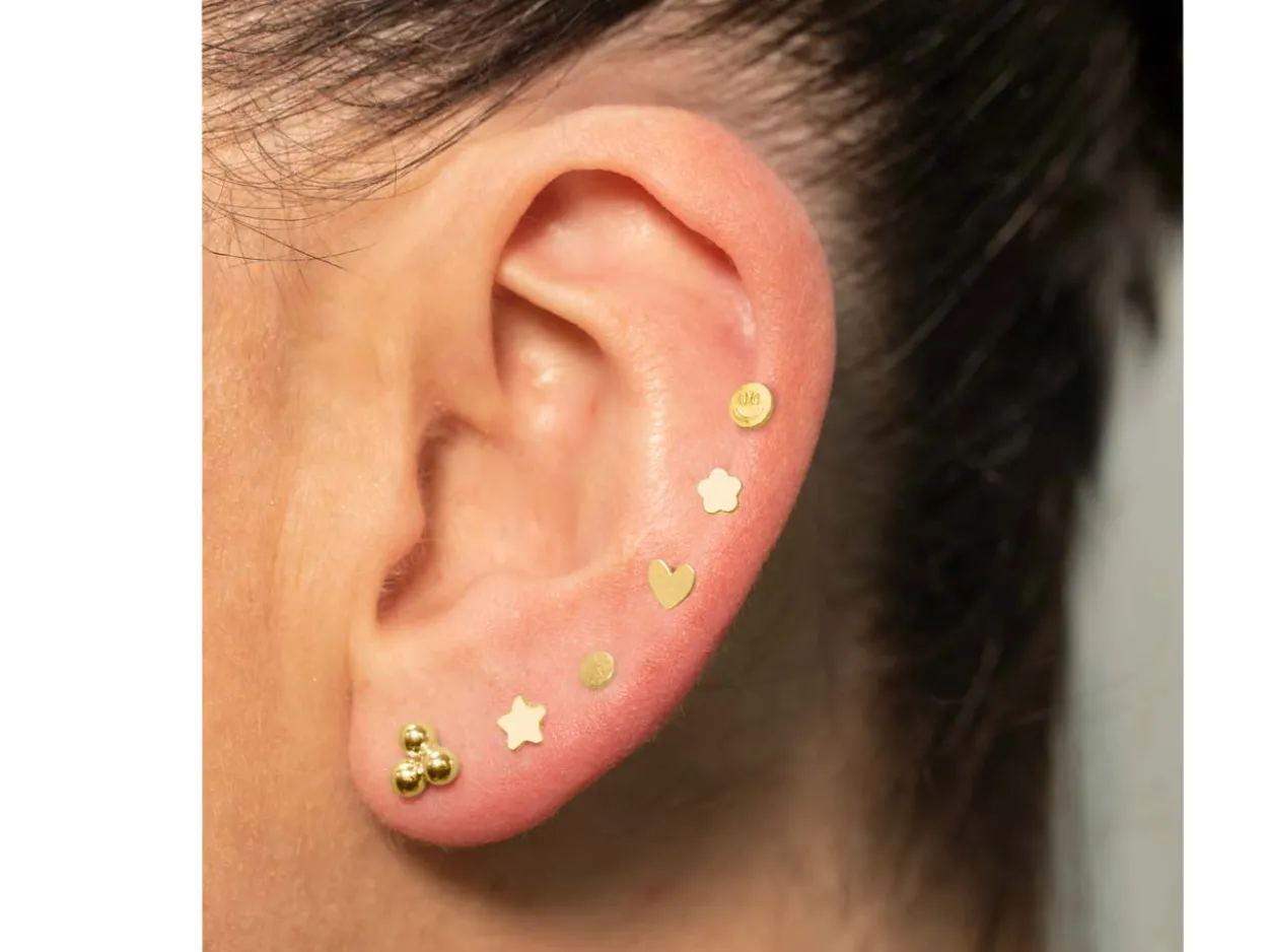 9ct Yellow Gold Smiley Face Labret Post 3mm
