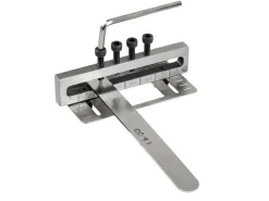 Deluxe Riveting 4 Hole Metal Punch