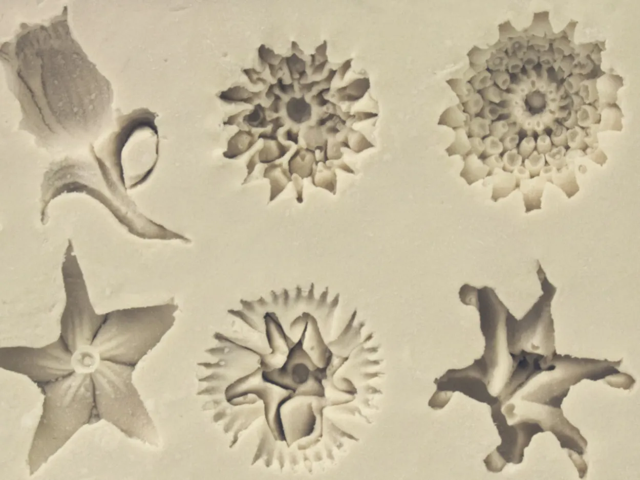Flexible Clay Mould Sculptural Flowers