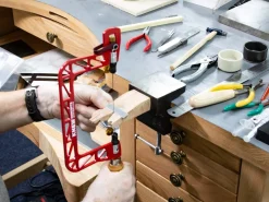 Knew Concepts Mk.4 Heavy Duty Fret Saw With Lever Tension And Swivel Blade Clamps 76mm/3
