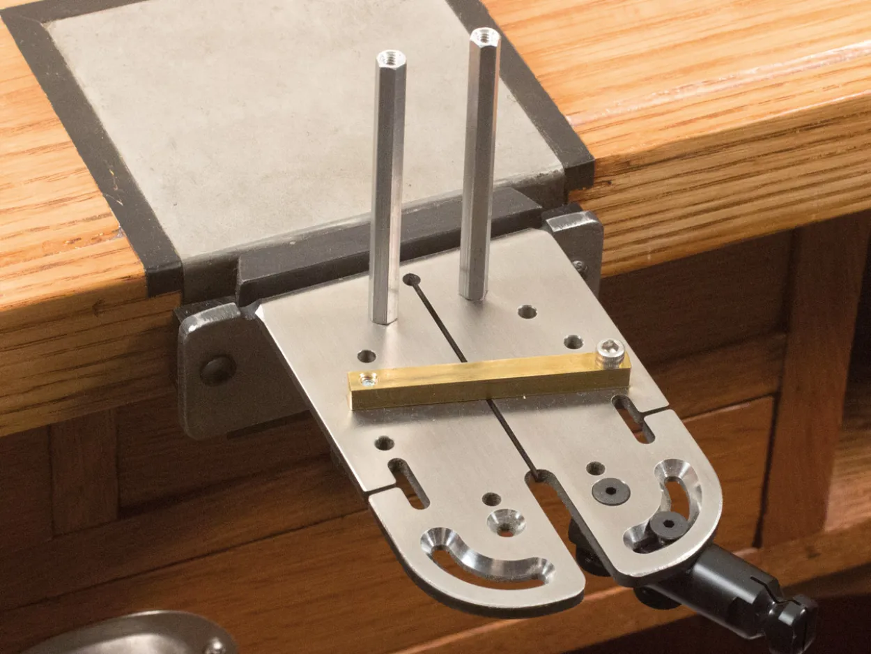 Knew Concepts Sawing Bench Peg