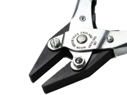 Maun Flat Nose Pliers 140mm/5.5