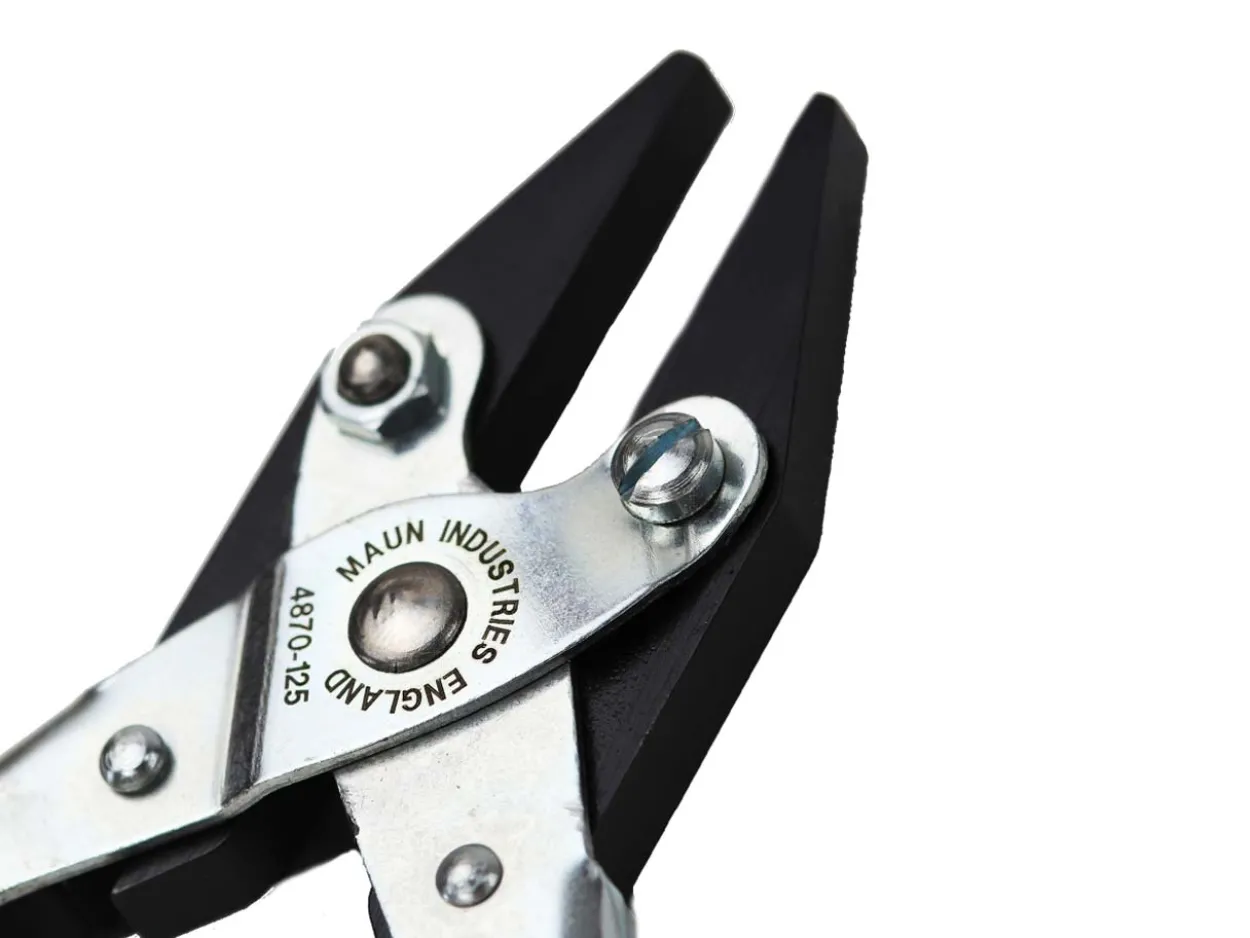 Maun Flat Nose Pliers 125mm/5" Parallel Action, With Smooth Jaws