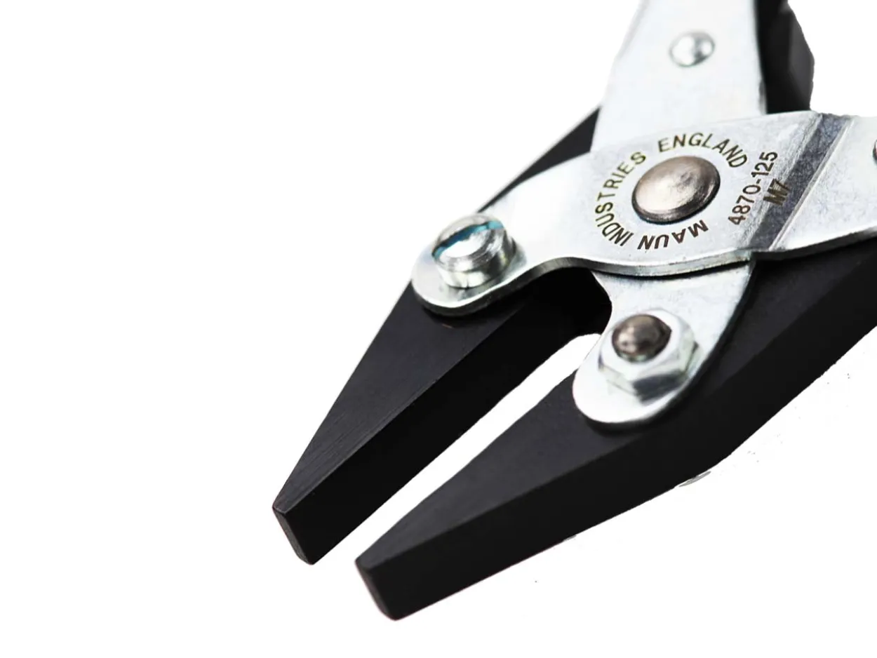 Maun Flat Nose Pliers 125mm/5" Parallel Action, With Smooth Jaws