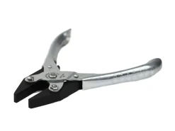Maun Flat Nose Pliers 160mm/6.5" Parallel Action, With Smooth Jaws