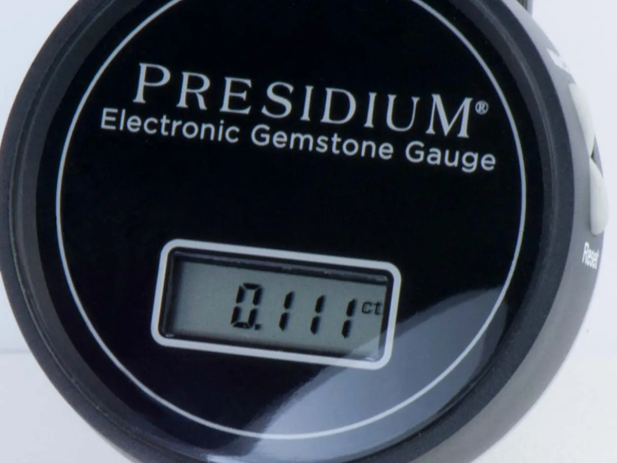 Presidium Electronic Gemstone Gauge Pegg
