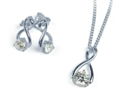 Sterling Silver Pendant Cubic Zirconia Twist