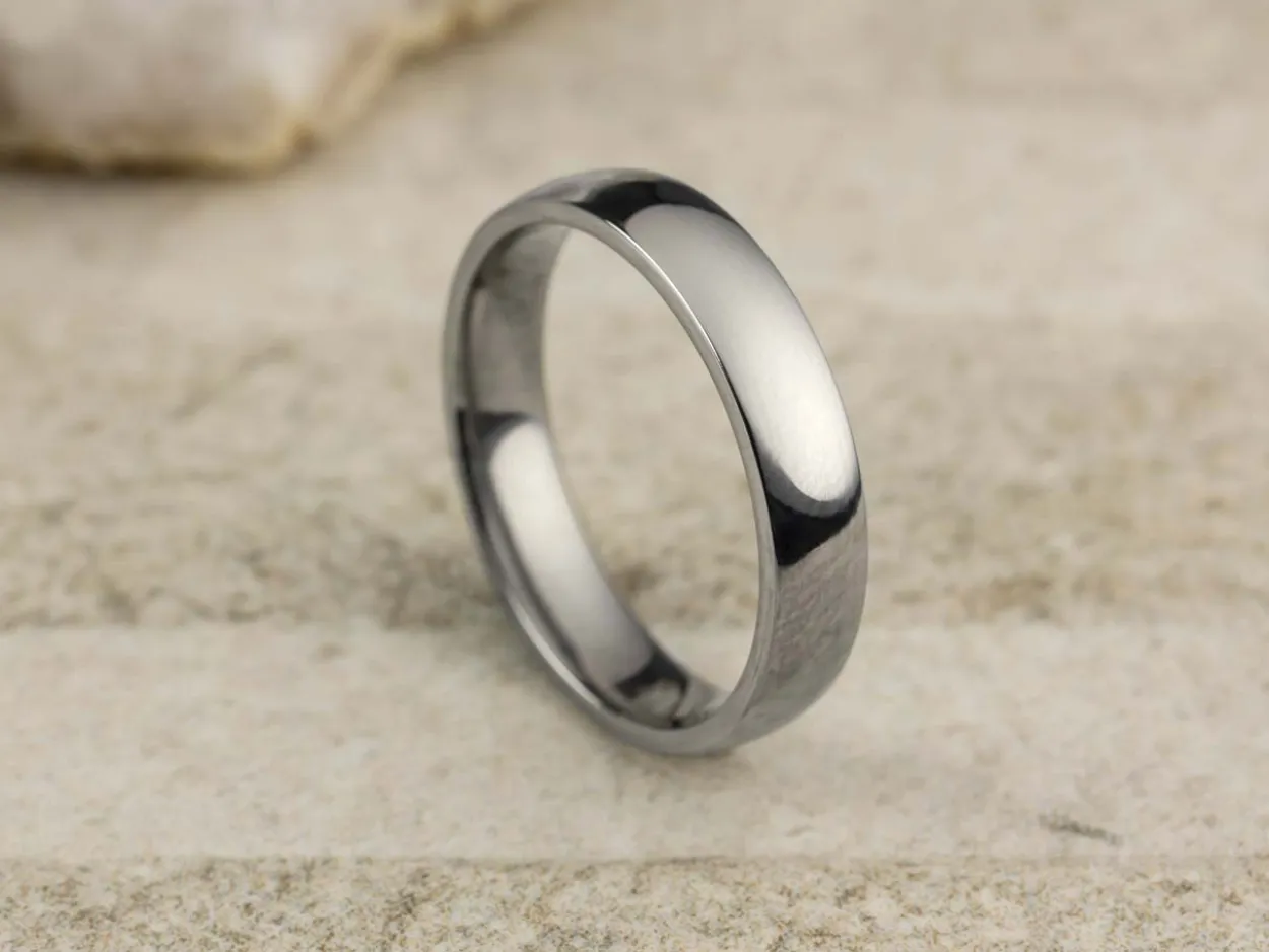 Titanium Court Polished Wedding Ring 4.0mm, Size R, 1.6mm Wall