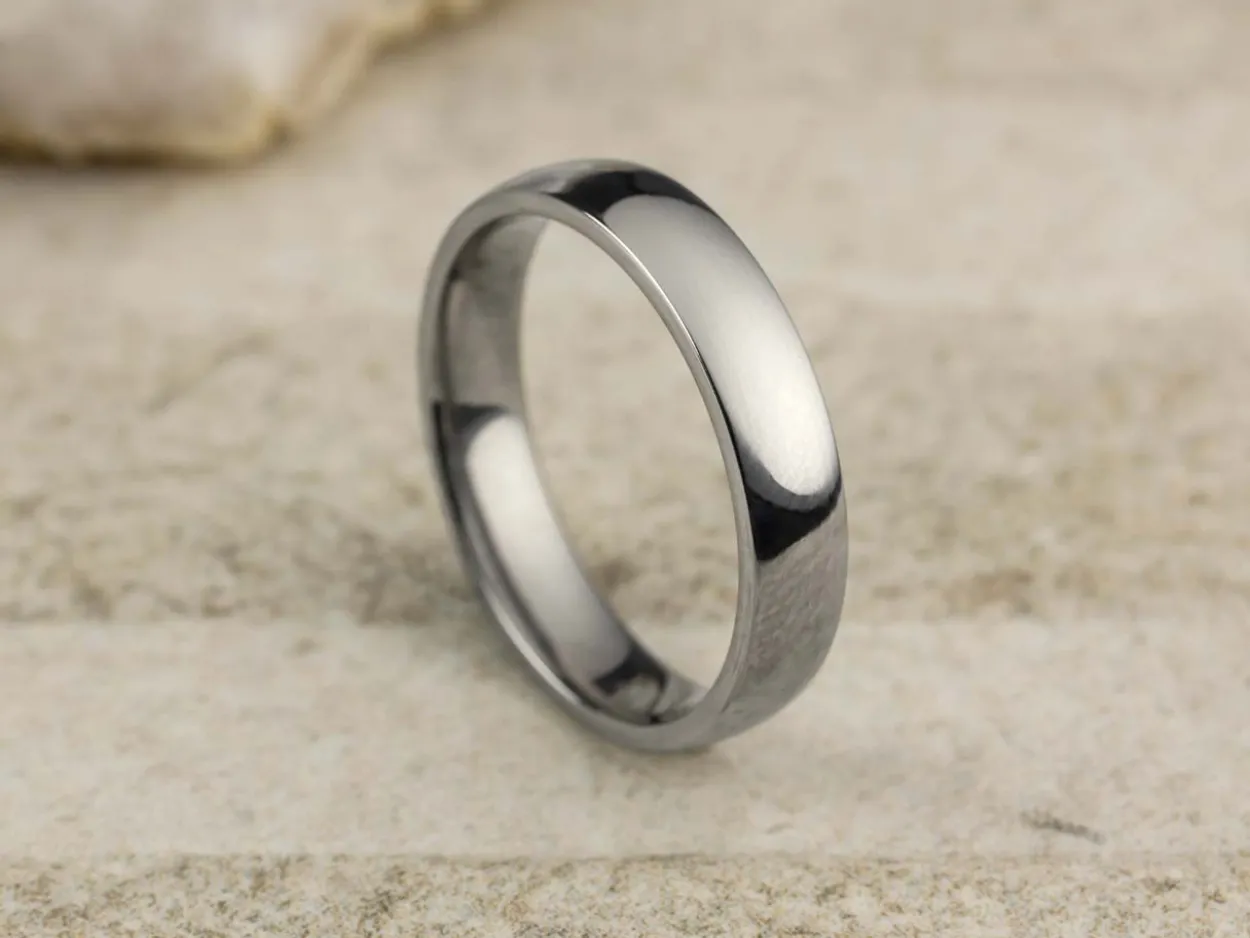 Titanium Court Polished Wedding Ring 4.0mm, Size X, 1.6mm Wall