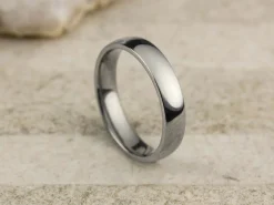 Titanium Court Polished Wedding Ring 4.0mm, Size W, 1.6mm Wall