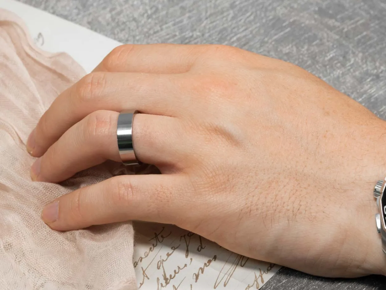 Titanium Flat Court Easy Fit Polished Wedding Ring 5.0mm, Size T, 1.8mm Wall